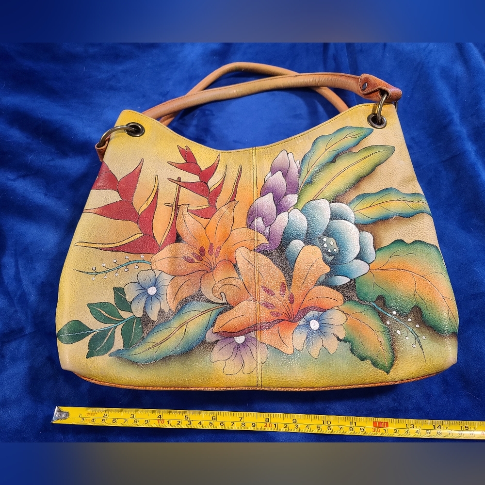 Large leather shoulder bag